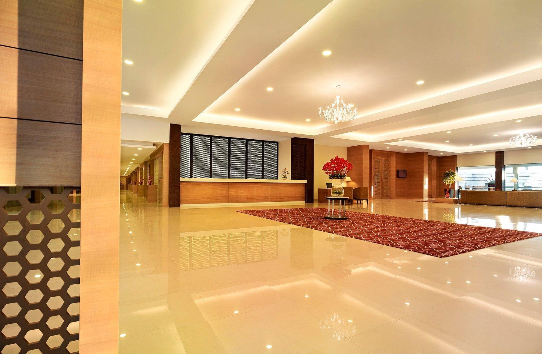 Hotel Naveen Lakeside Hubli Buitenkant foto