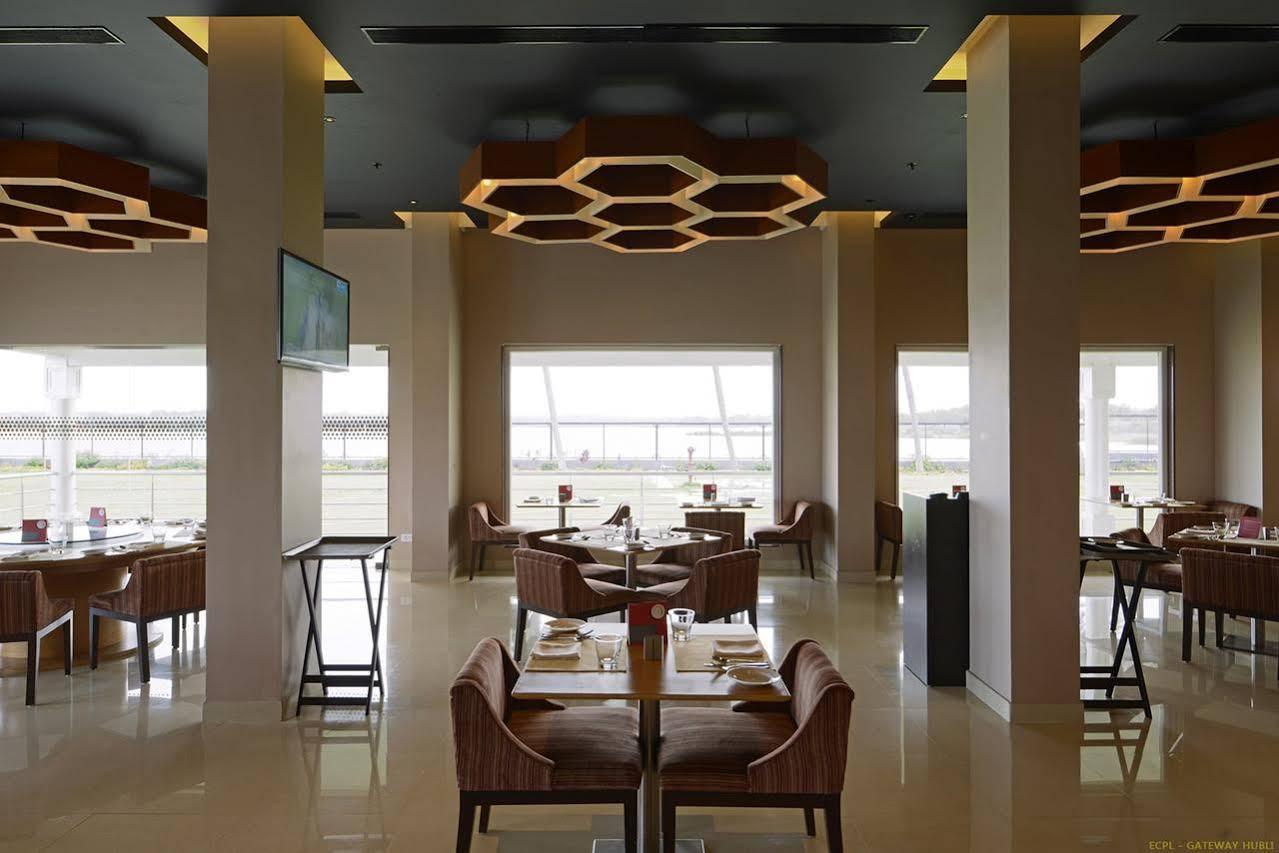 Hotel Naveen Lakeside Hubli Buitenkant foto